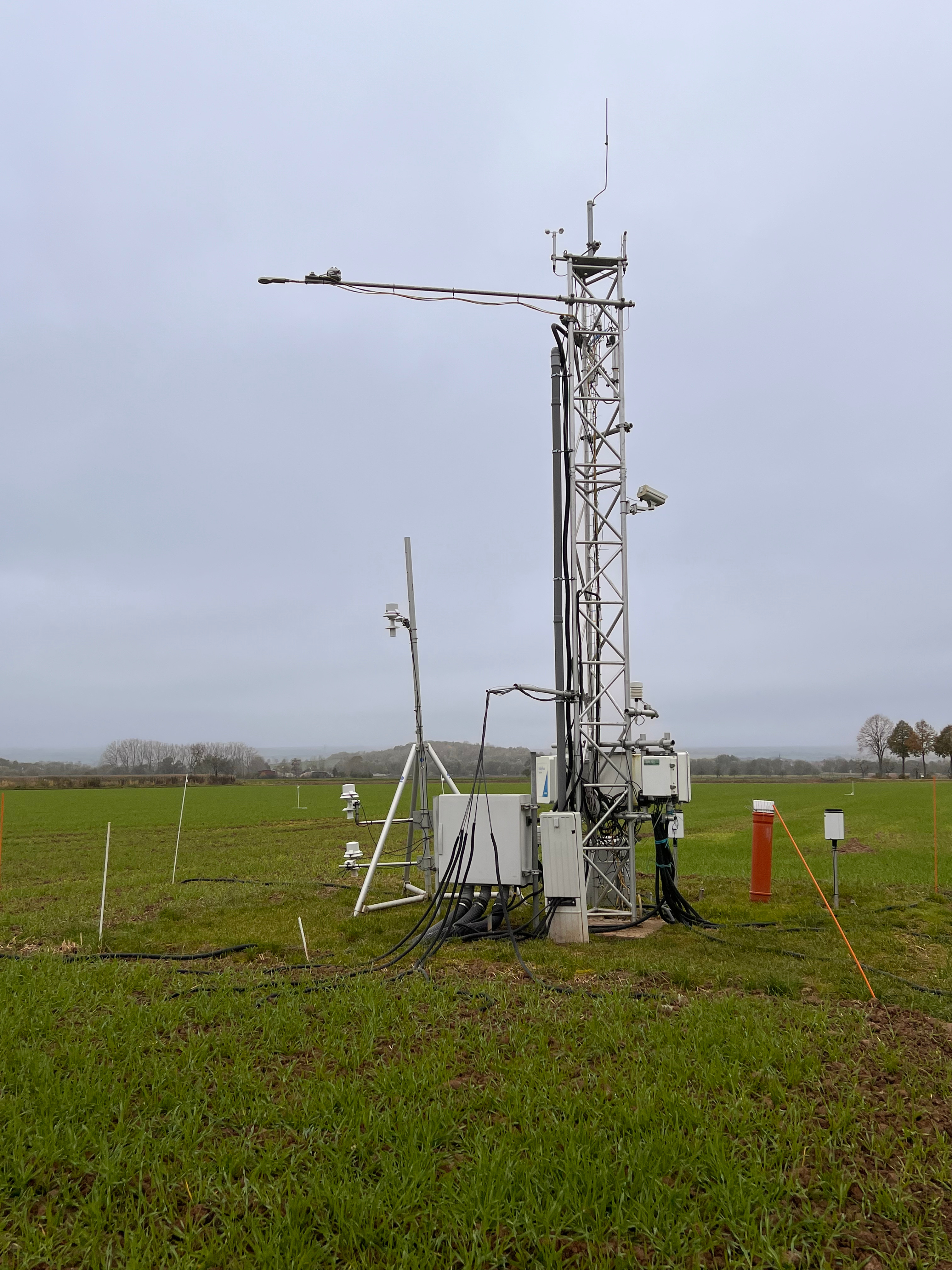 Tower and Mast.jpg